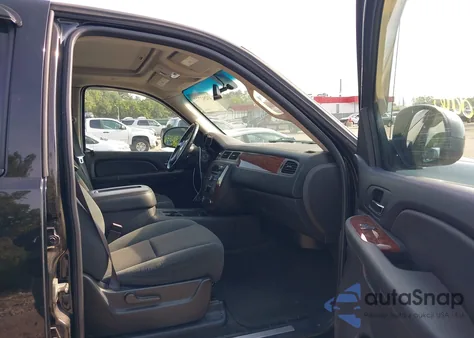 2007 Chevrolet Avalanche 1500 Lt из США, поврежденный, VIN 3GNFK12387G306958